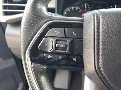 2023 Toyota Tundra 4WD 4WD SR5 CrewMax 5.5' Bed (SE)