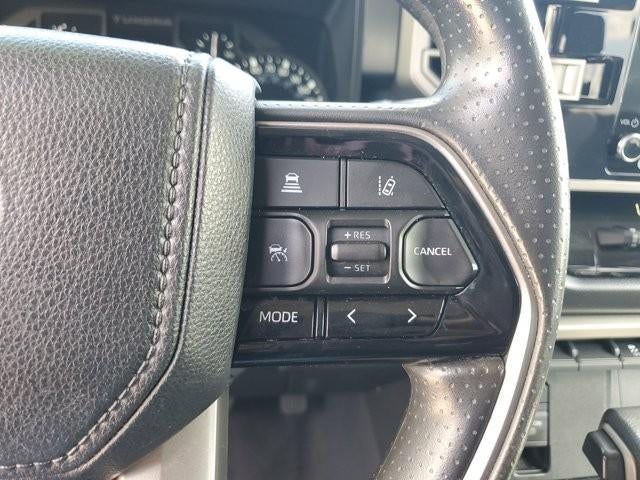 2023 Toyota Tundra 4WD 4WD SR5 CrewMax 5.5' Bed (SE)