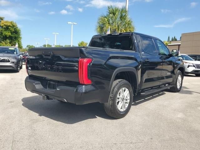 2023 Toyota Tundra 4WD 4WD SR5 CrewMax 5.5' Bed (SE)