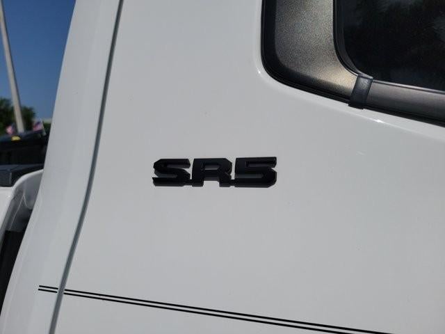 2023 Toyota Tundra 4WD 4WD SR5 CrewMax 5.5' Bed (SE)