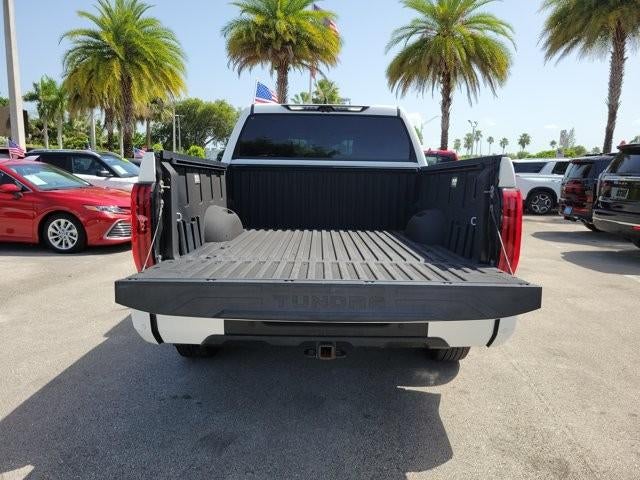 2023 Toyota Tundra 4WD 4WD SR5 CrewMax 5.5' Bed (SE)
