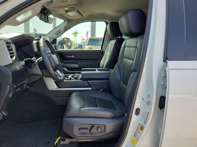 2023 Toyota Tundra 4WD 4WD SR5 CrewMax 5.5' Bed (SE)