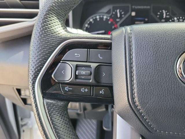 2023 Toyota Tundra 4WD 4WD SR5 CrewMax 5.5' Bed (SE)