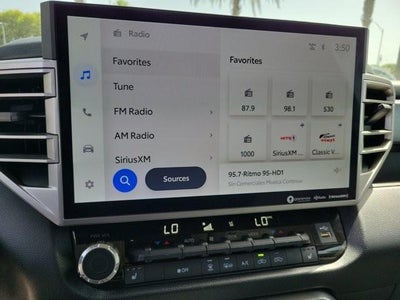 2023 Toyota Tundra 4WD 4WD SR5 CrewMax 5.5' Bed (SE)