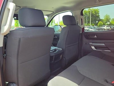 2023 Toyota Tundra 4WD 4WD SR5 CrewMax 5.5' Bed (SE)