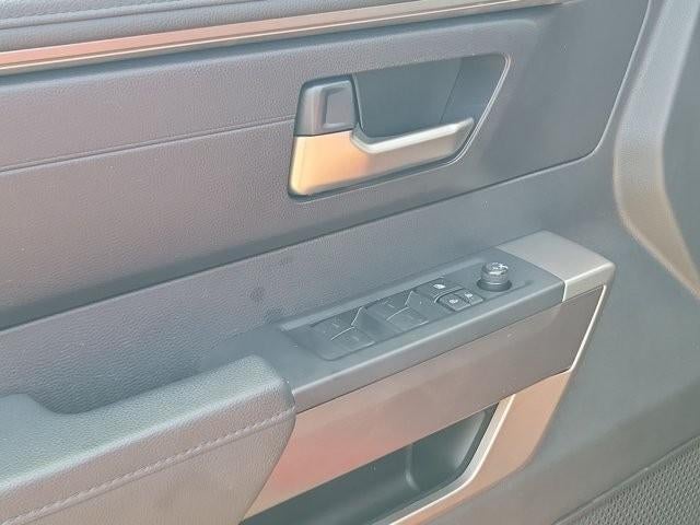 2023 Toyota Tundra 4WD 4WD SR5 CrewMax 5.5' Bed (SE)