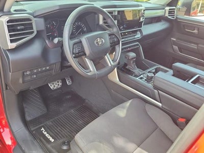 2023 Toyota Tundra 4WD 4WD SR5 CrewMax 5.5' Bed (SE)
