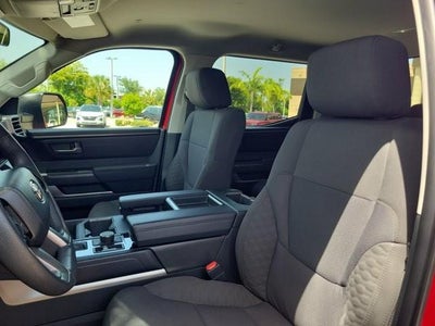 2023 Toyota Tundra 4WD 4WD SR5 CrewMax 5.5' Bed (SE)