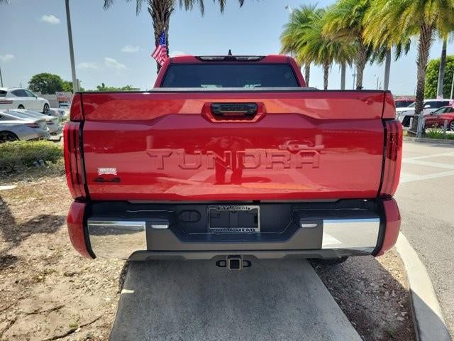 2023 Toyota Tundra 4WD 4WD SR5 CrewMax 5.5' Bed (SE)
