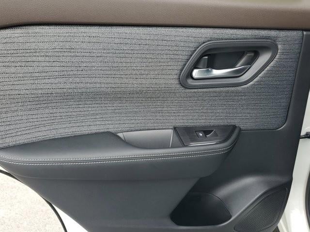 2023 Nissan Rogue FWD SV