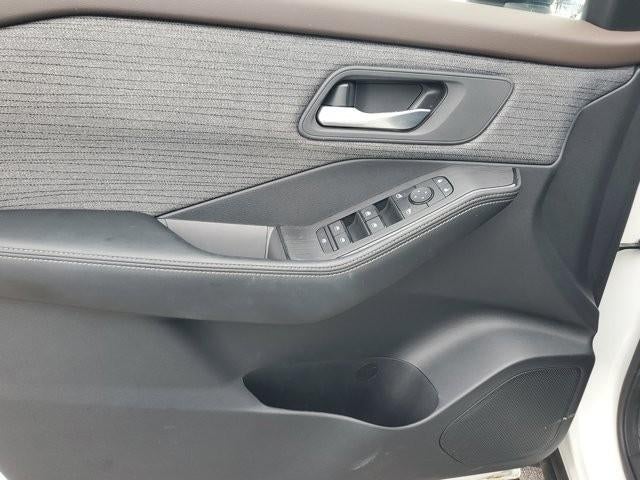 2023 Nissan Rogue FWD SV