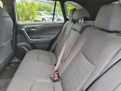 2022 Toyota RAV4 Hybrid SE AWD (Natl)