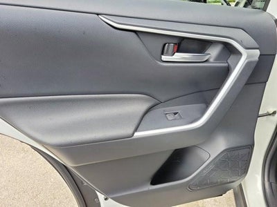 2022 Toyota RAV4 Hybrid SE AWD (Natl)