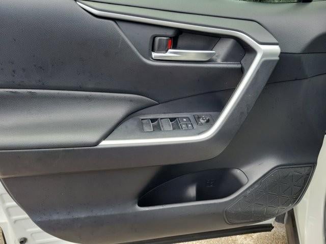 2022 Toyota RAV4 Hybrid SE AWD (Natl)