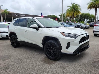 2022 Toyota RAV4 Hybrid SE AWD (Natl)