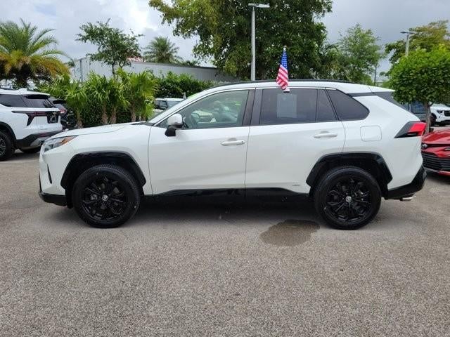 2022 Toyota RAV4 Hybrid SE AWD (Natl)
