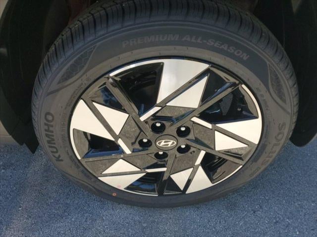 2025 Hyundai KONA SEL FWD