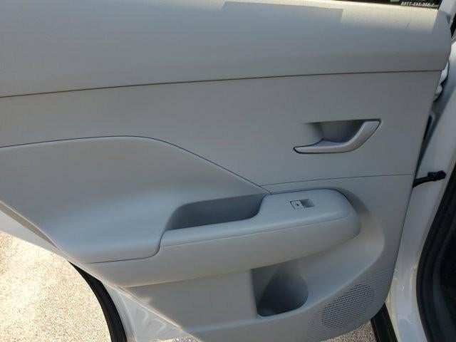 2024 Hyundai KONA SEL FWD