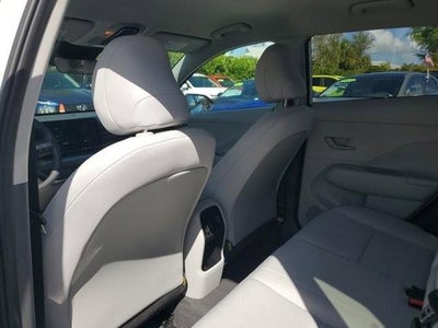 2024 Hyundai KONA SEL FWD