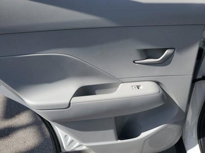 2024 Hyundai KONA SEL FWD