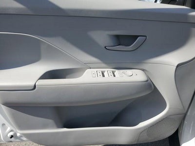 2024 Hyundai KONA SEL FWD