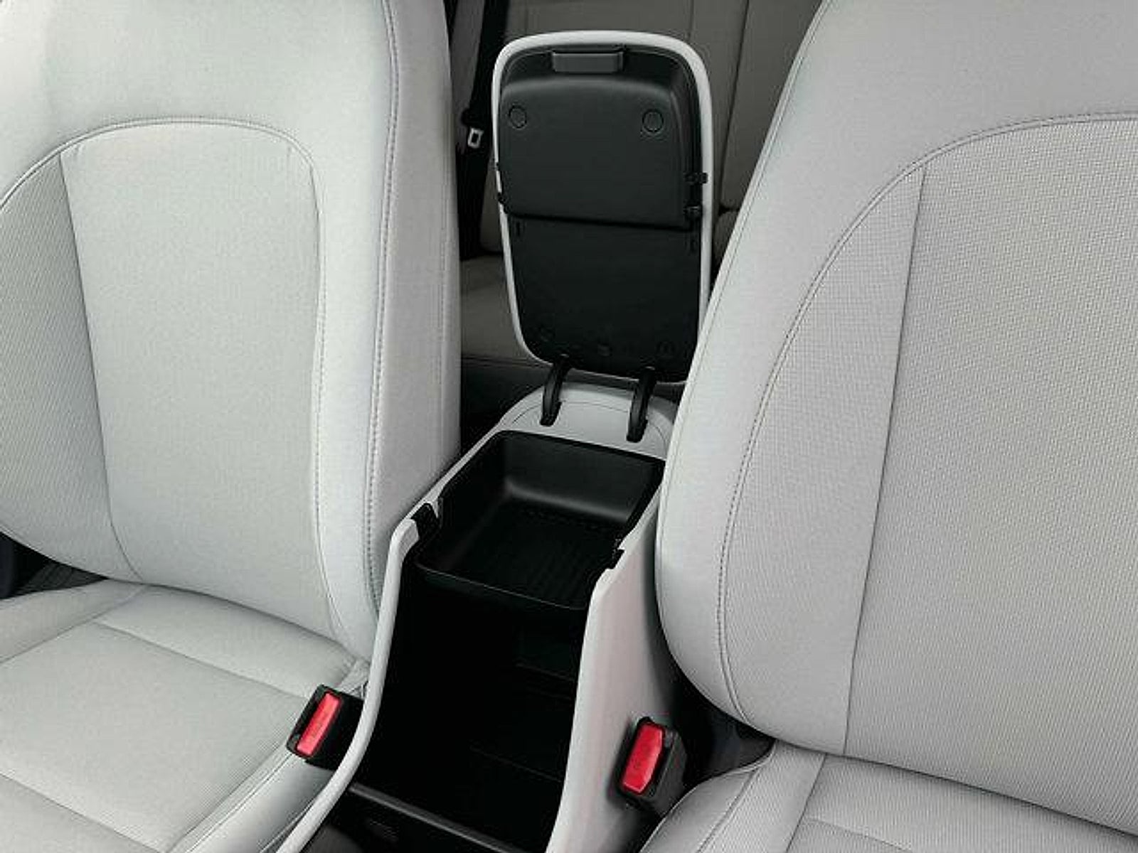 2025 Hyundai Kona SEL Convenience - Photo 18