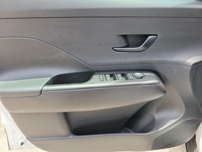 2025 Hyundai KONA SEL Convenience FWD