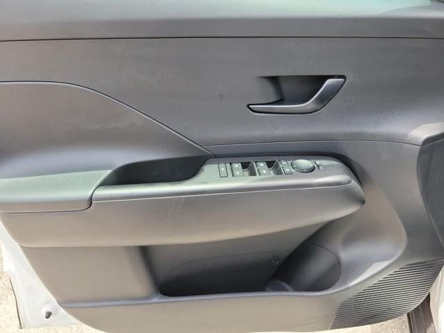2025 Hyundai KONA SEL Convenience FWD