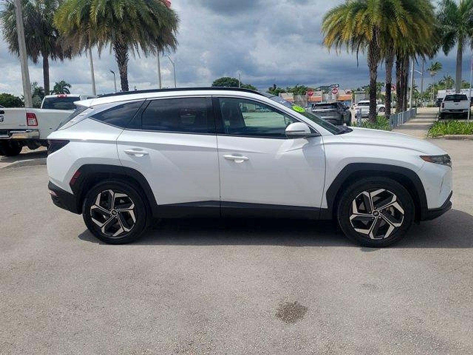 2024 Hyundai TUCSON HYBRID Limited