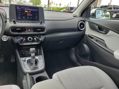 2023 Hyundai KONA SEL Auto FWD