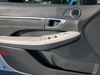 2022 Hyundai SONATA Limited 1.6T