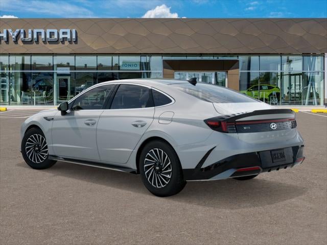 2026 Hyundai SONATA HYBRID SEL