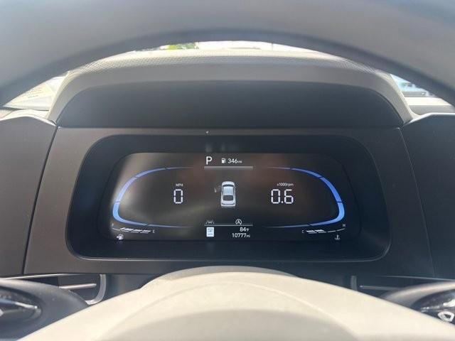 2025 Hyundai ELANTRA SE IVT