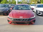 2025 Hyundai ELANTRA SE