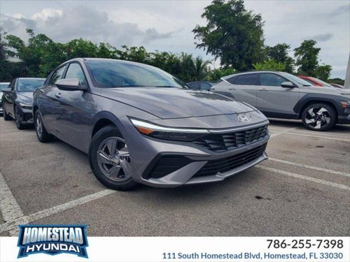 2025 Hyundai ELANTRA SE