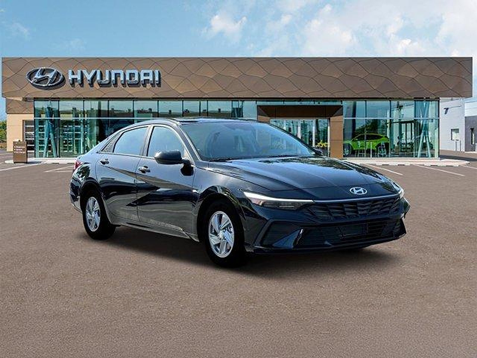 2025 Hyundai ELANTRA SE