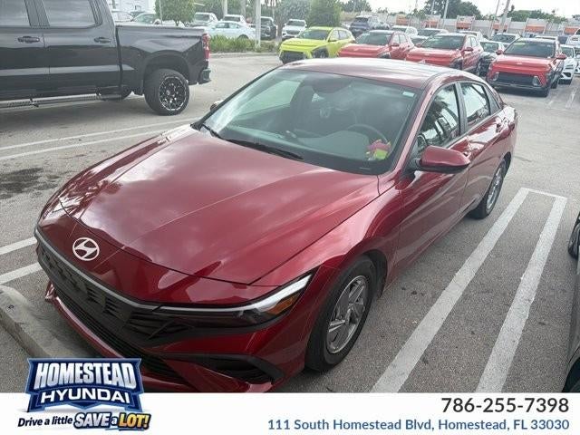 2025 Hyundai ELANTRA SE IVT