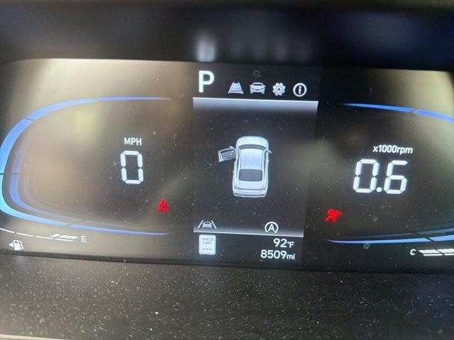 2025 Hyundai ELANTRA SE IVT