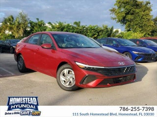 2025 Hyundai ELANTRA SE