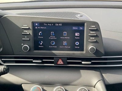 2024 Hyundai ELANTRA SE