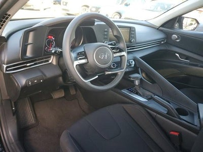 2023 Hyundai ELANTRA SEL IVT