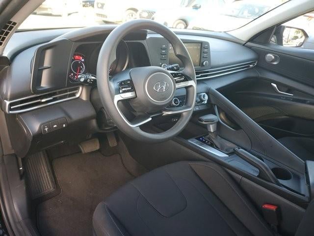 2023 Hyundai ELANTRA SEL IVT
