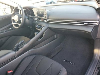 2023 Hyundai ELANTRA SEL IVT
