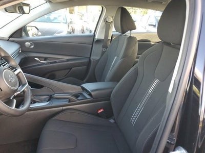 2023 Hyundai ELANTRA SEL IVT