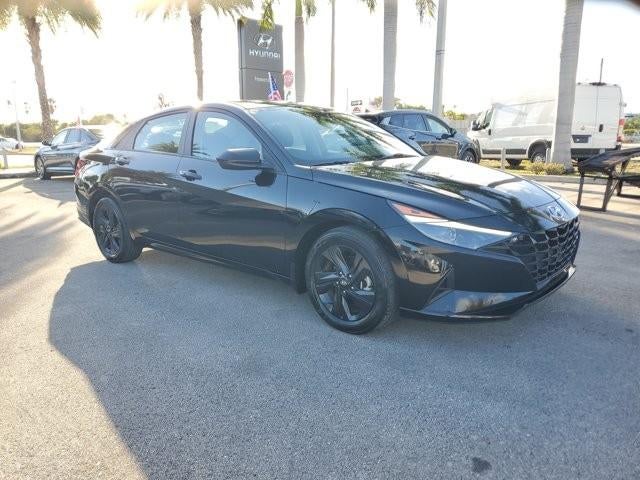 2023 Hyundai ELANTRA SEL IVT
