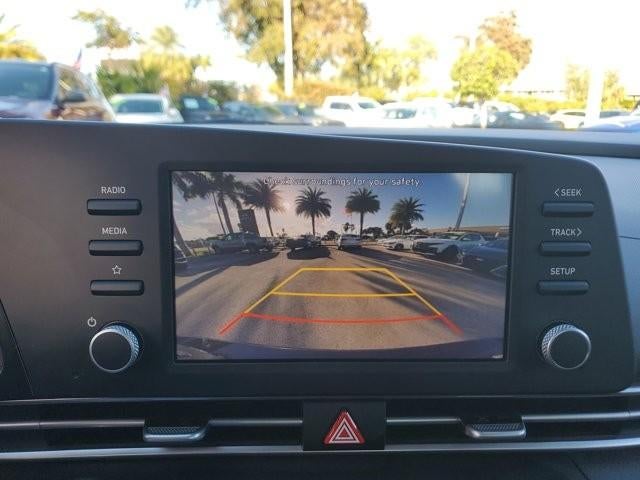 2023 Hyundai ELANTRA SEL IVT