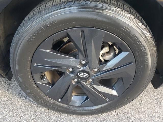 2023 Hyundai ELANTRA SEL IVT