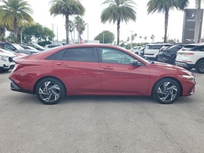 2025 Hyundai ELANTRA SEL Convenience IVT