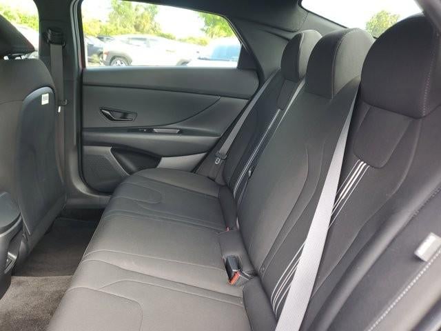 2025 Hyundai ELANTRA SEL Sport IVT