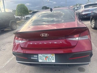 2025 Hyundai ELANTRA SEL Sport IVT